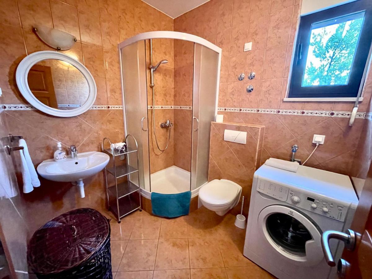 Holiday House Jakasa Trogir Exterior foto