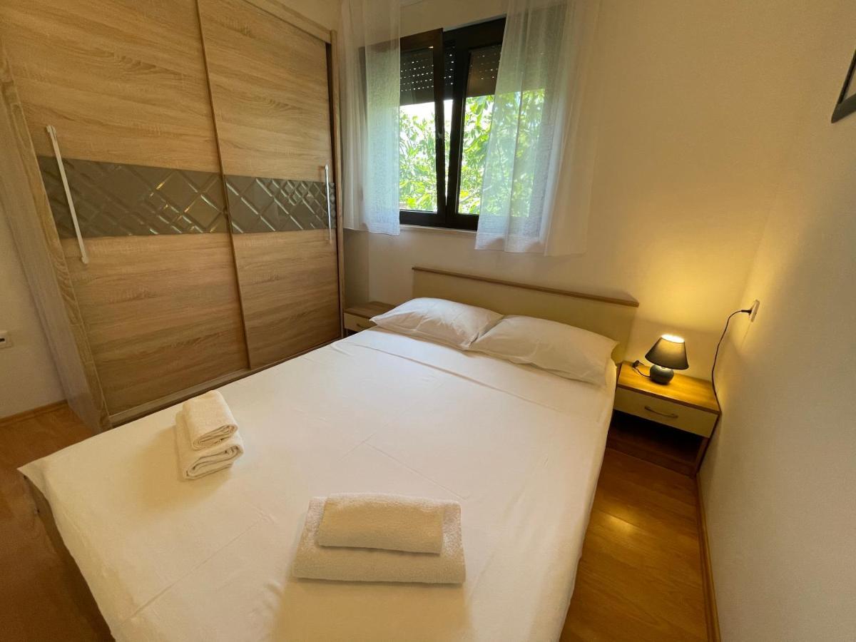 Holiday House Jakasa Trogir Exterior foto