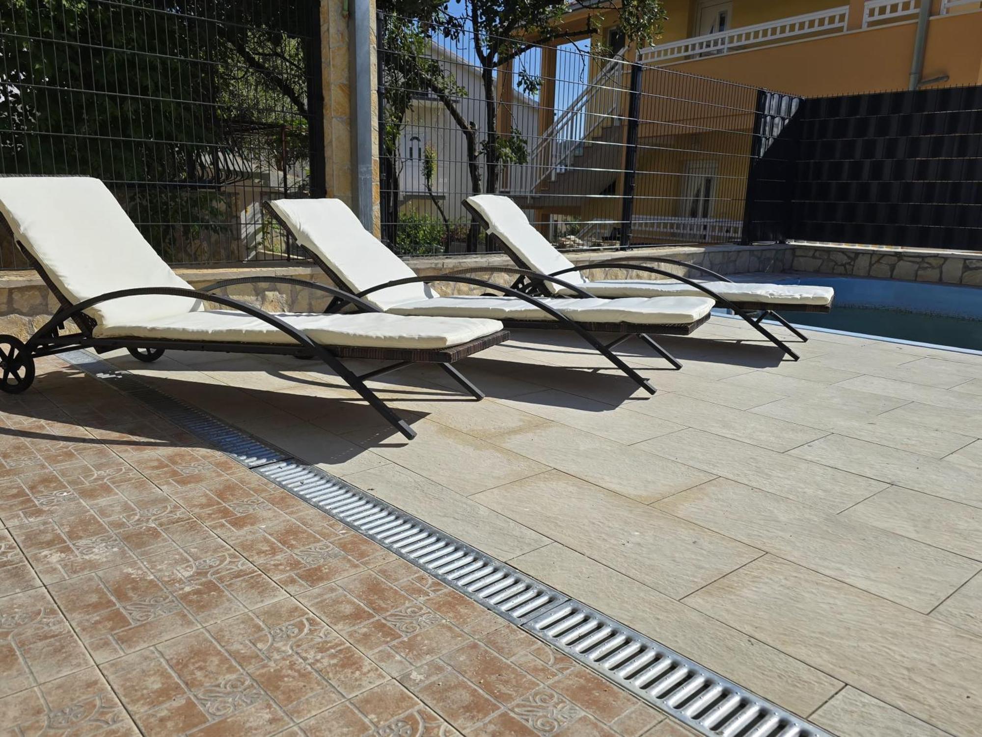 Holiday House Jakasa Trogir Exterior foto