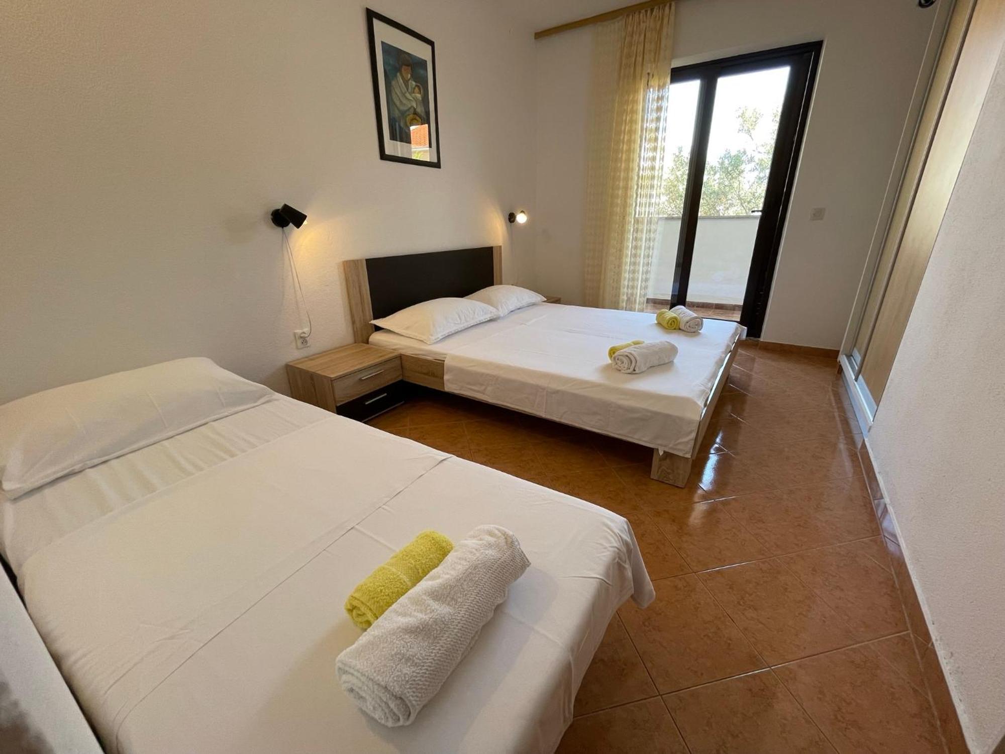 Holiday House Jakasa Trogir Exterior foto