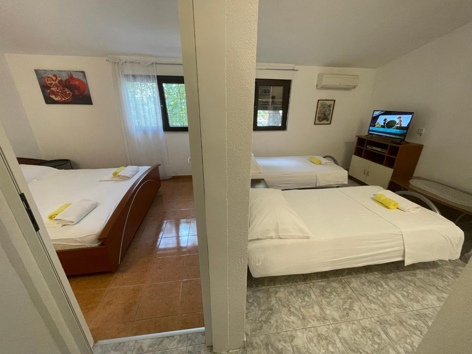 Holiday House Jakasa Trogir Exterior foto
